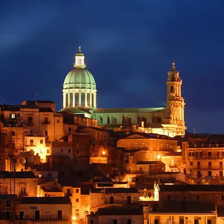 Hotell La Dimora Di Piazza Carmine 3*