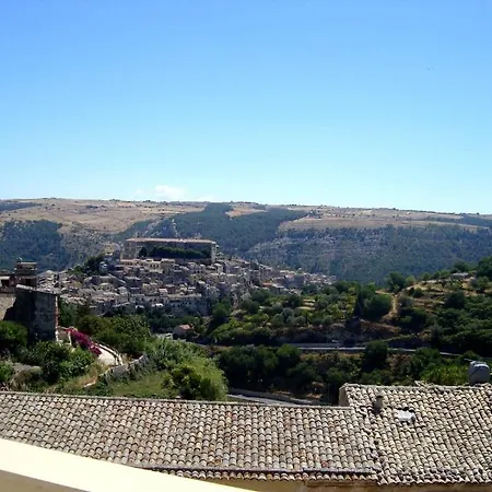 La Dimora Di Piazza Carmine Hotel 3*